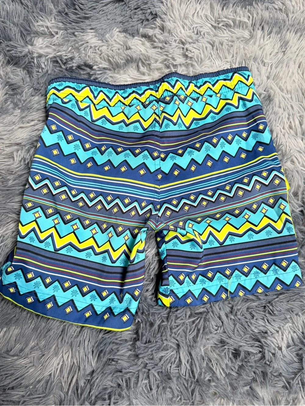 UV Skinz Bright swim rash guard & swim trunks 4T boys coord-sets matching